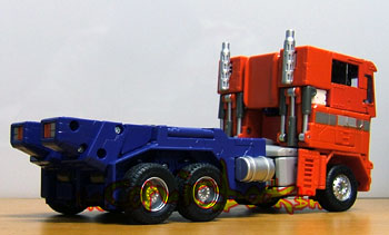 optimus017.jpg