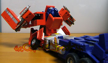 optimus036.jpg