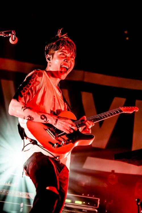 MIYAVI_Pic_2.jpg MIYAVI_Pic_2.jpg
