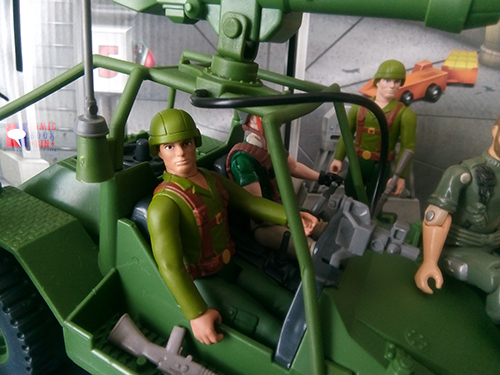 gijoe_greenshirt008.jpg