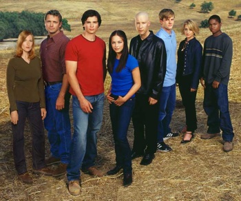 smallvillecast1.jpg