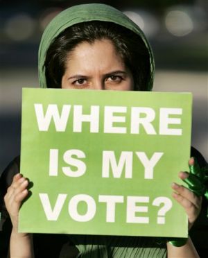 us-iran-election-protest-2009-6-18-22-22-21.jpg