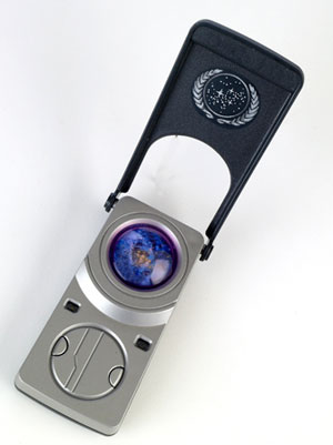 Communicator_HiRes_v2.jpg