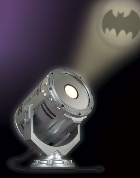 JLA.TrophyRoom.BatSig.jpg