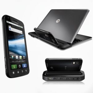 Motorola-Atrix-4G-with-Laptop-and-HD-Multimedia-Dock.jpg