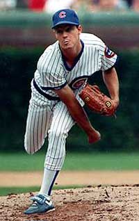 Greg Maddux, kicking it old school